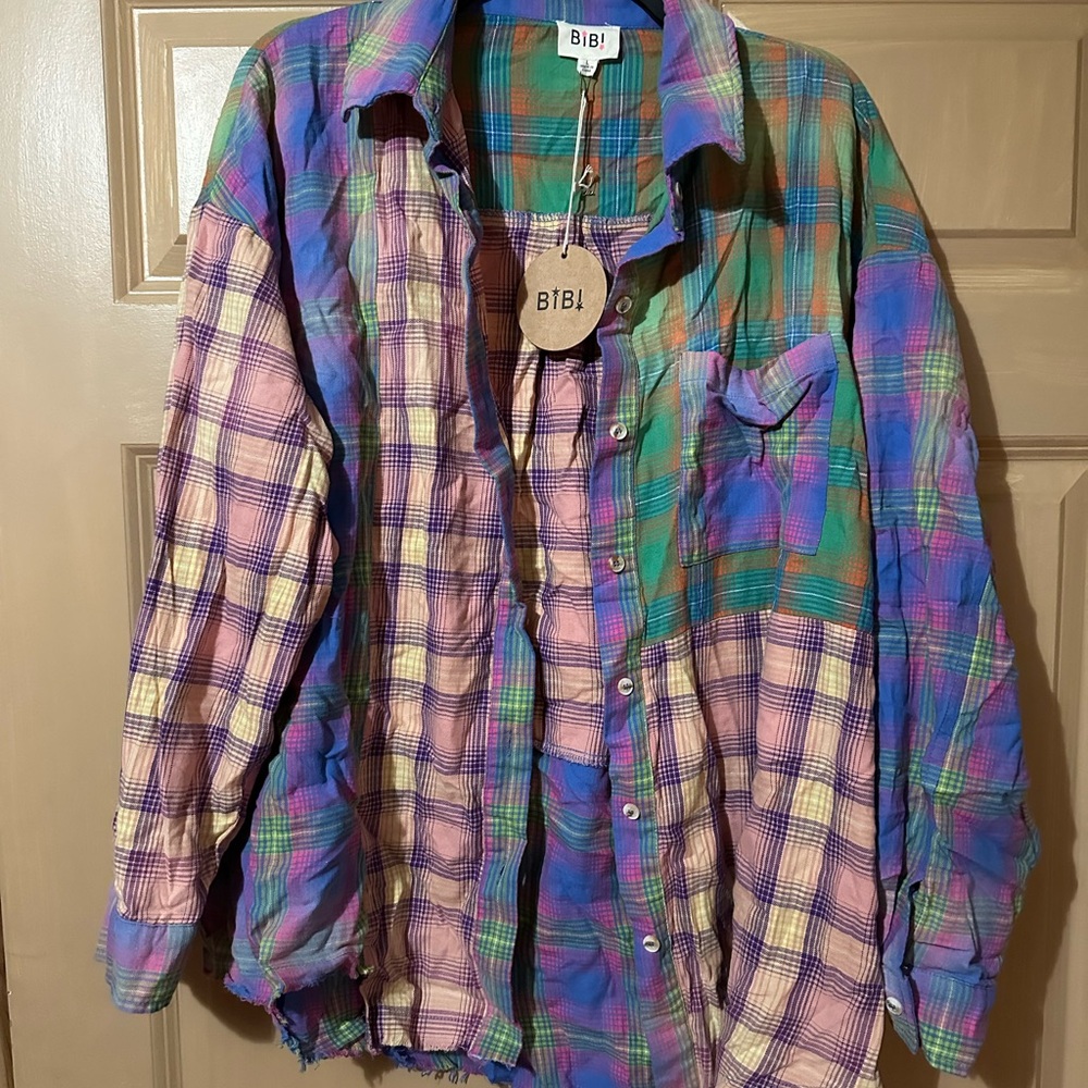 BiBi Vibrant Plaid Button-Up Shirt